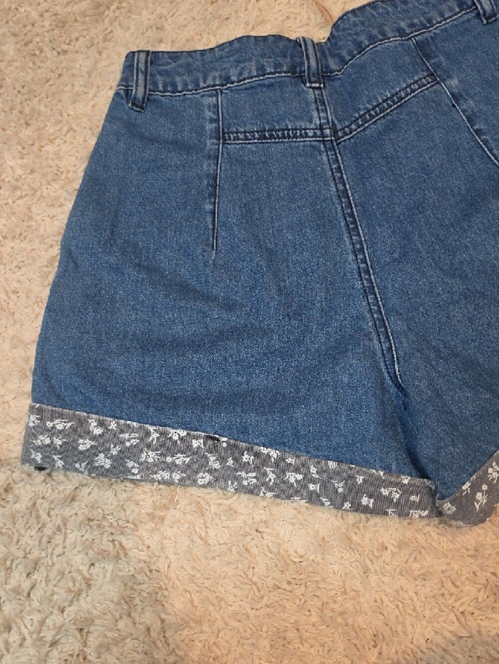 076p easel Blue Denim High-Waist Shorts with Floral Accent - Picture 8 of 10